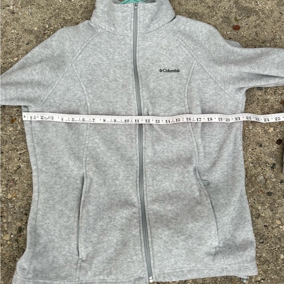 ⭐️SOLD⭐️Columbia Grey Fleece Zip Up Size Large - Picture 8 of 9
